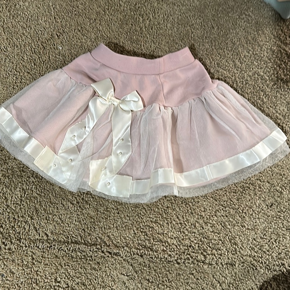Mae Li Rose Fleece skirt size 4/5